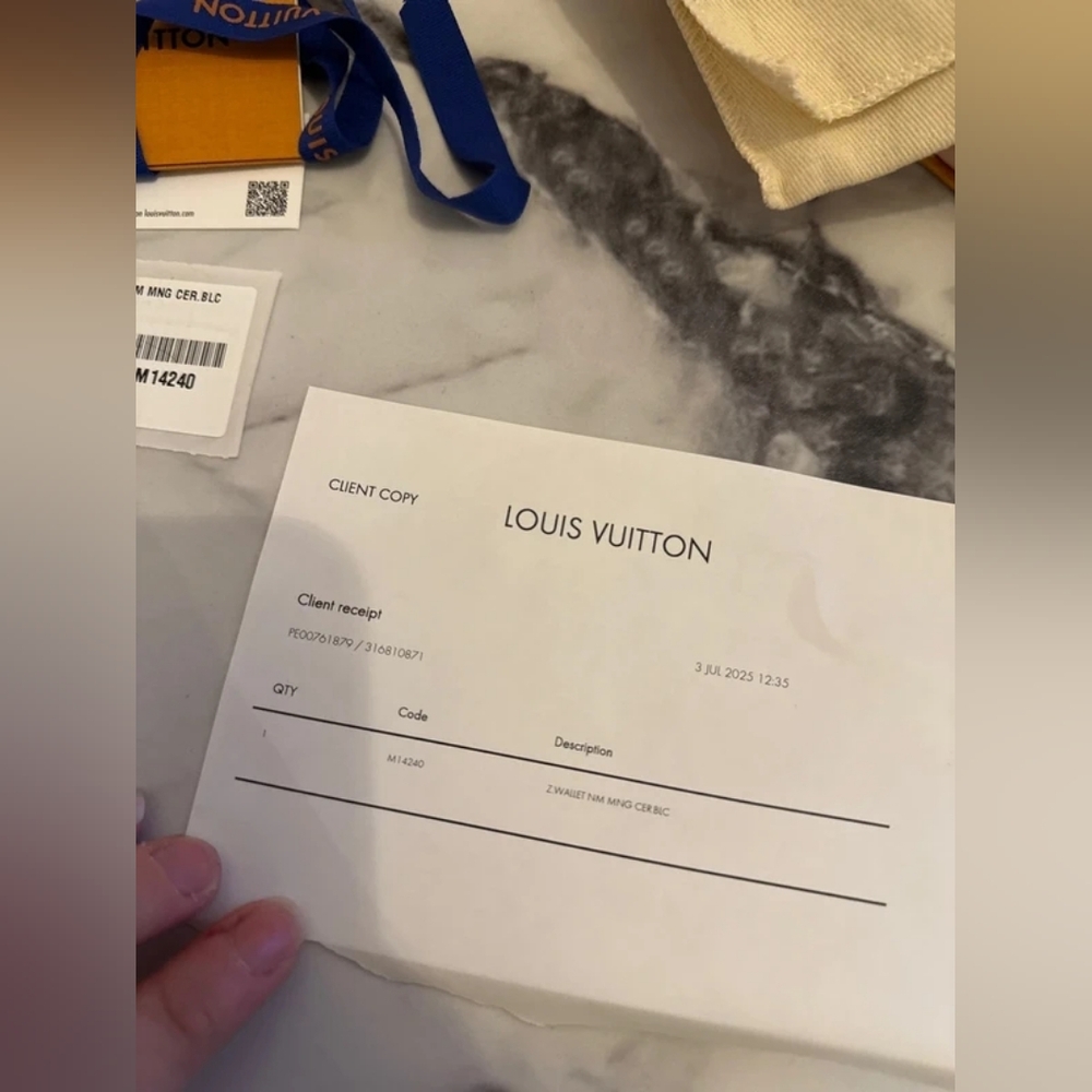 Louis Vuitton Zippy Wallet Cherry - Picture 11 of 12